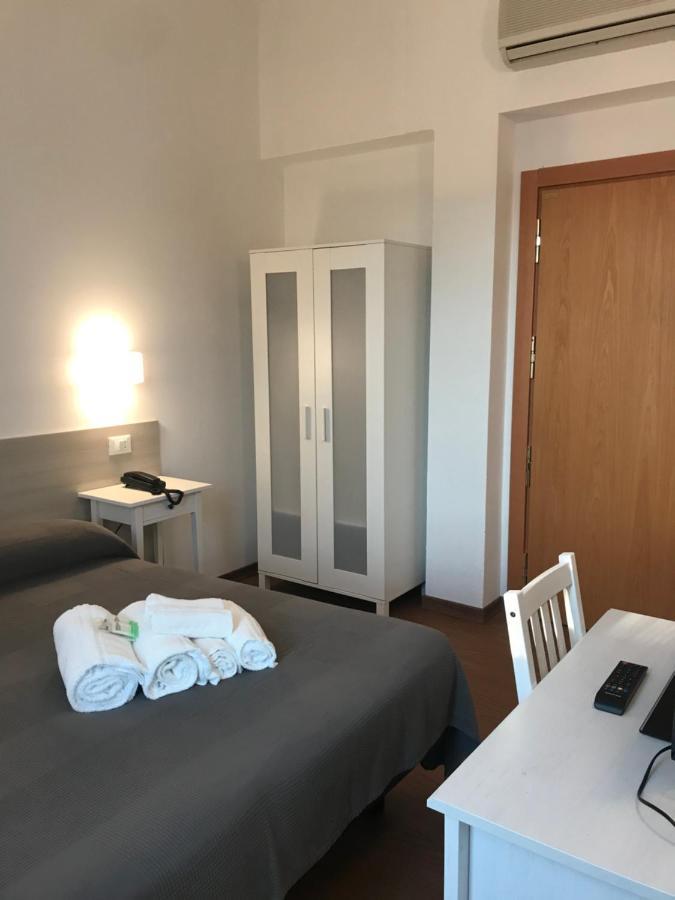 Hotel Augustus Milano Marittima Exteriör bild