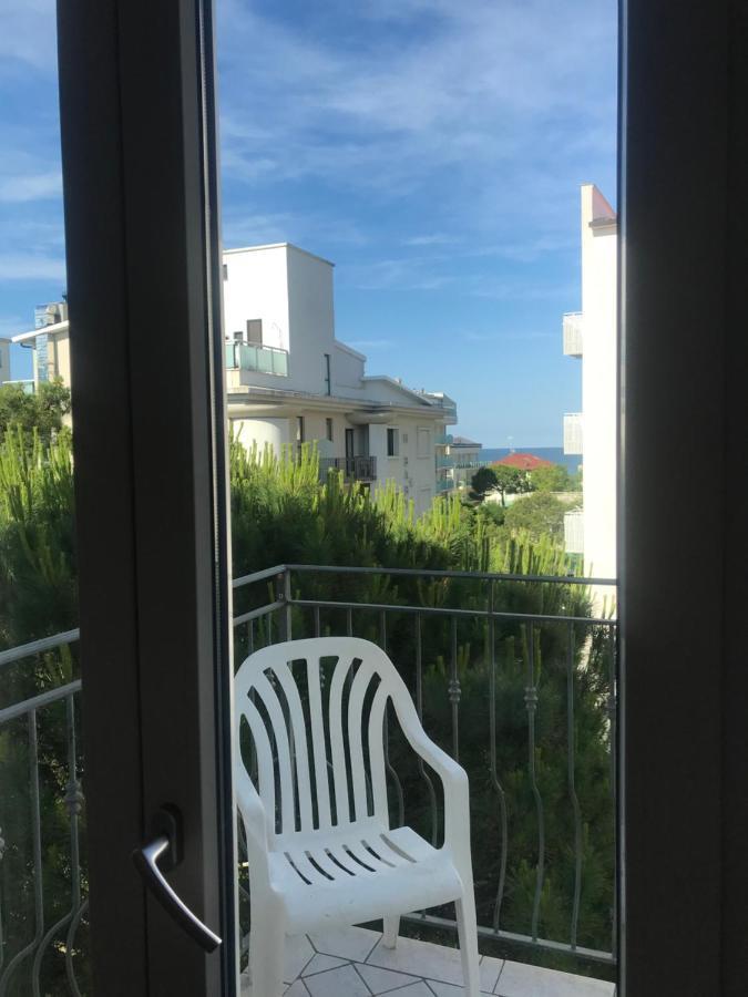 Hotel Augustus Milano Marittima Exteriör bild